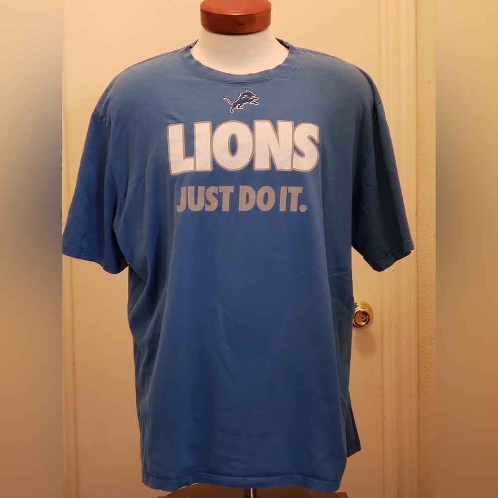 NFL Apparel Nike Men’s Detroit Lions JustDoIt Graphic Tee Shirt